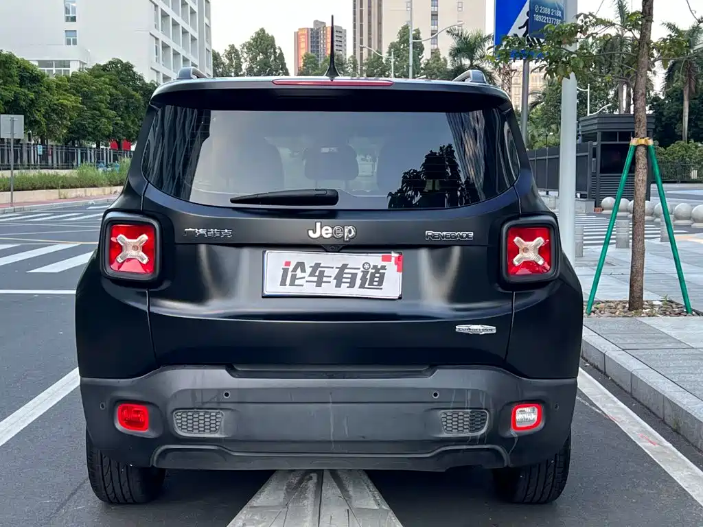 Jeep Renegade 2019 2018 Connected Large Screen Edition 180T Automatic High Energy