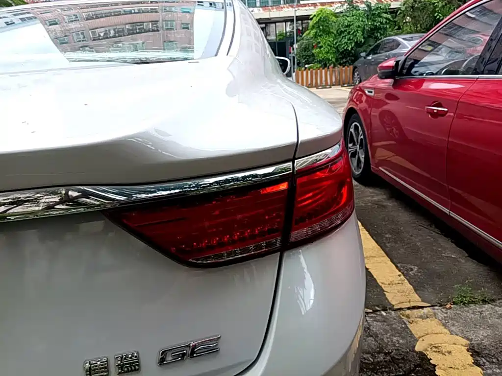 Geely Borui PHEV 2019 2018 1.5T PHEV Premium Edition