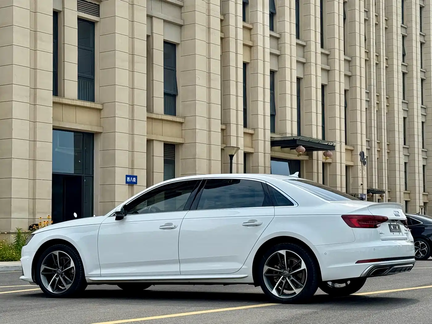 Audi A4L 2019 40 TFSI Sport (China VI) фото 9