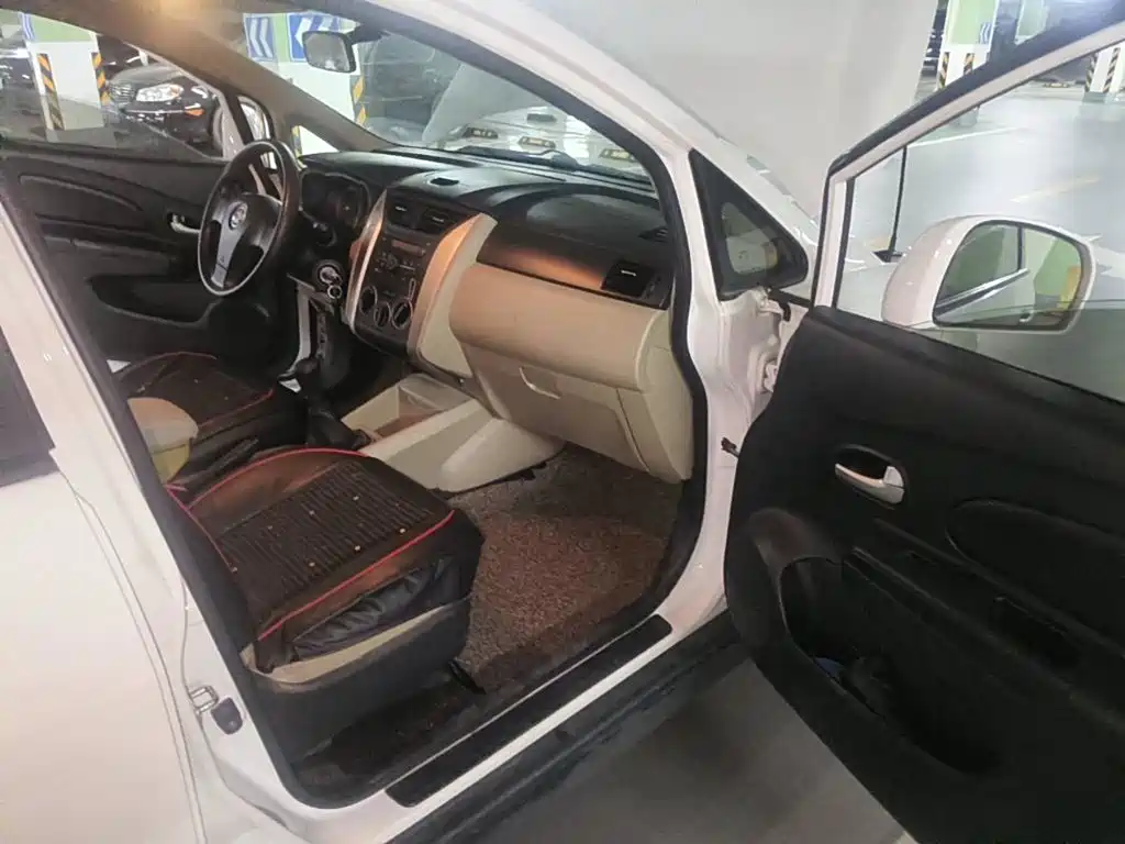 Venucia R50X 2013 2013 1.6L Manual