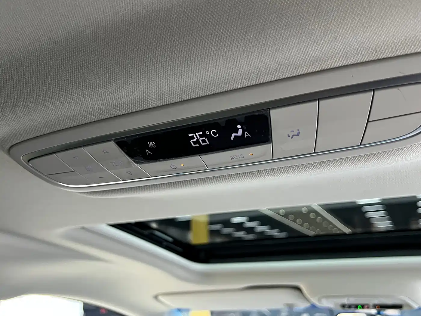 Buick GL8 2023 ES Landmaster Comfort фото 17