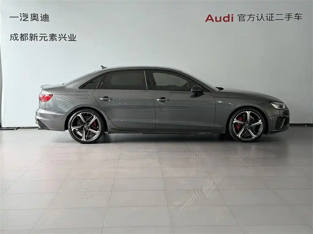 Audi A4L 2022 45 TFSI quattro Premium Dynamic фото 3