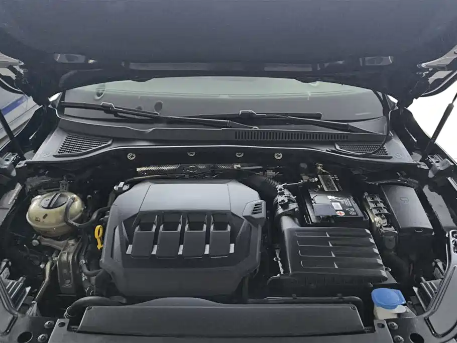 Volkswagen Passat 2023 330TSI Starlight Elite Edition фото 10