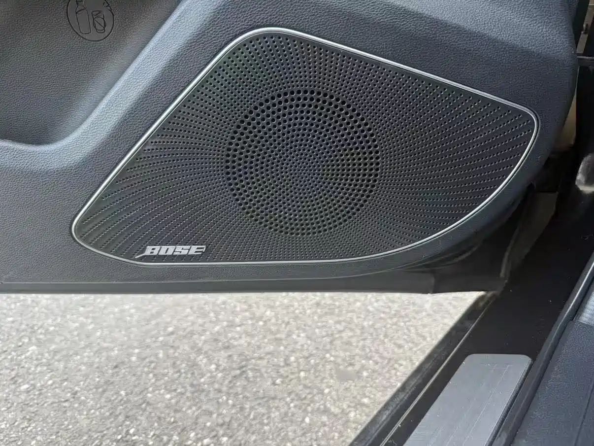 Hongqi H5 2022 Classic 1.8T Auto Smart Connect Flagship Enjoyment Edition фото 9