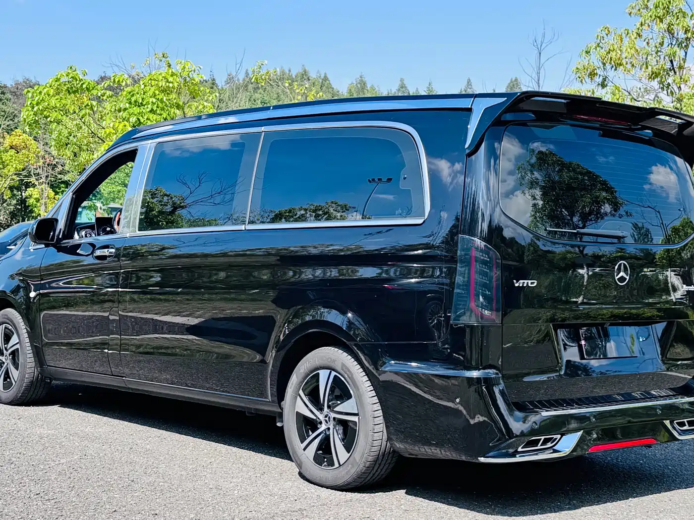 MERCEDES-BENZ VITO