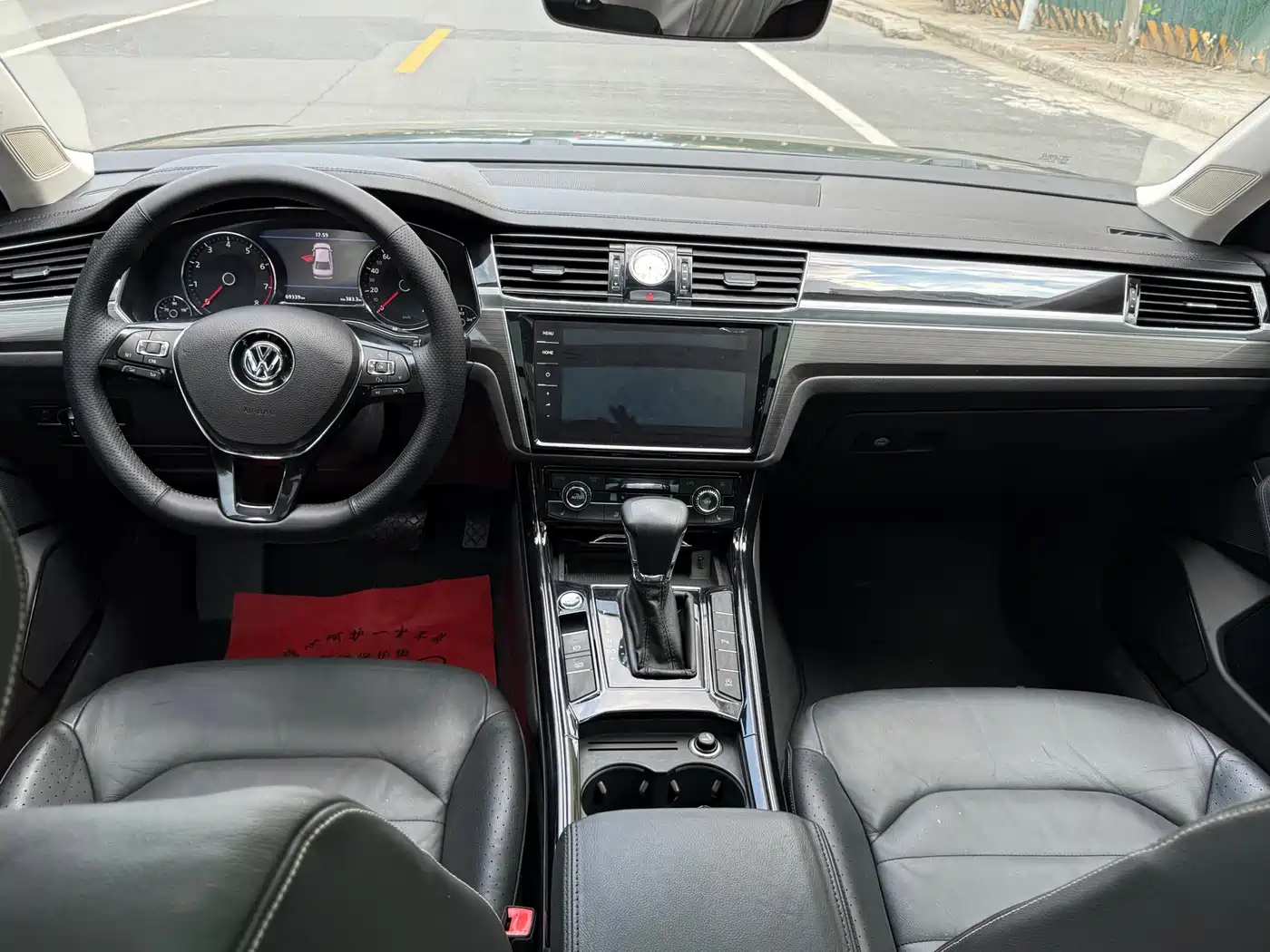Фото 5 - Volkswagen Phideon