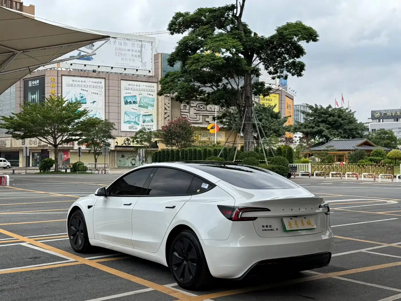 Tesla Model 3 2025 Model Rear-Wheel Drive Edition фото 7