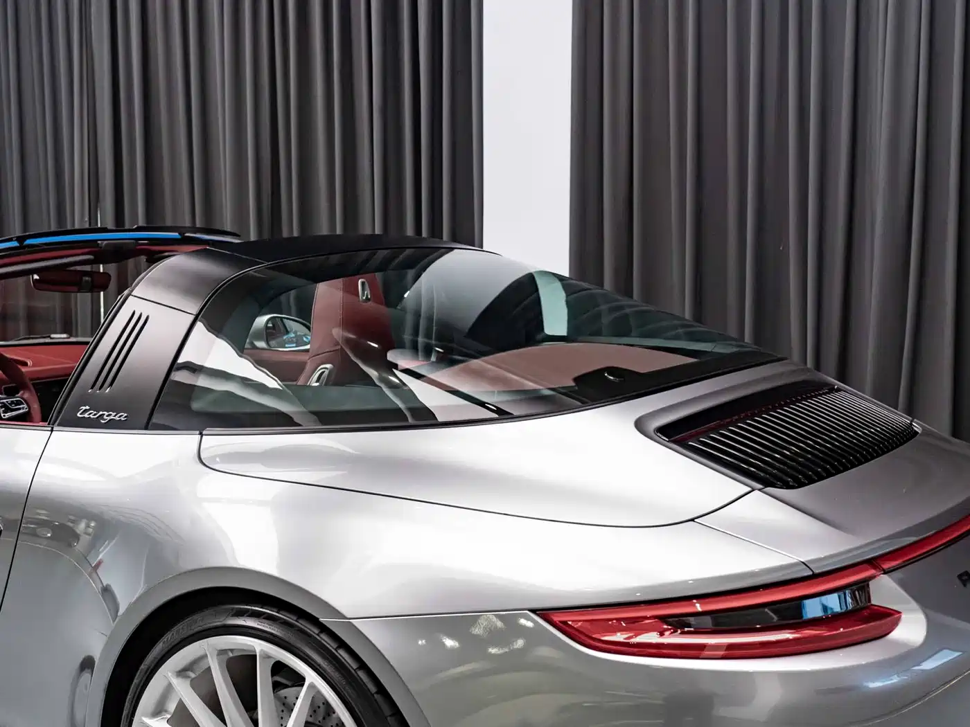 Porsche 911 2016 Targa 4 3.0T фото 6