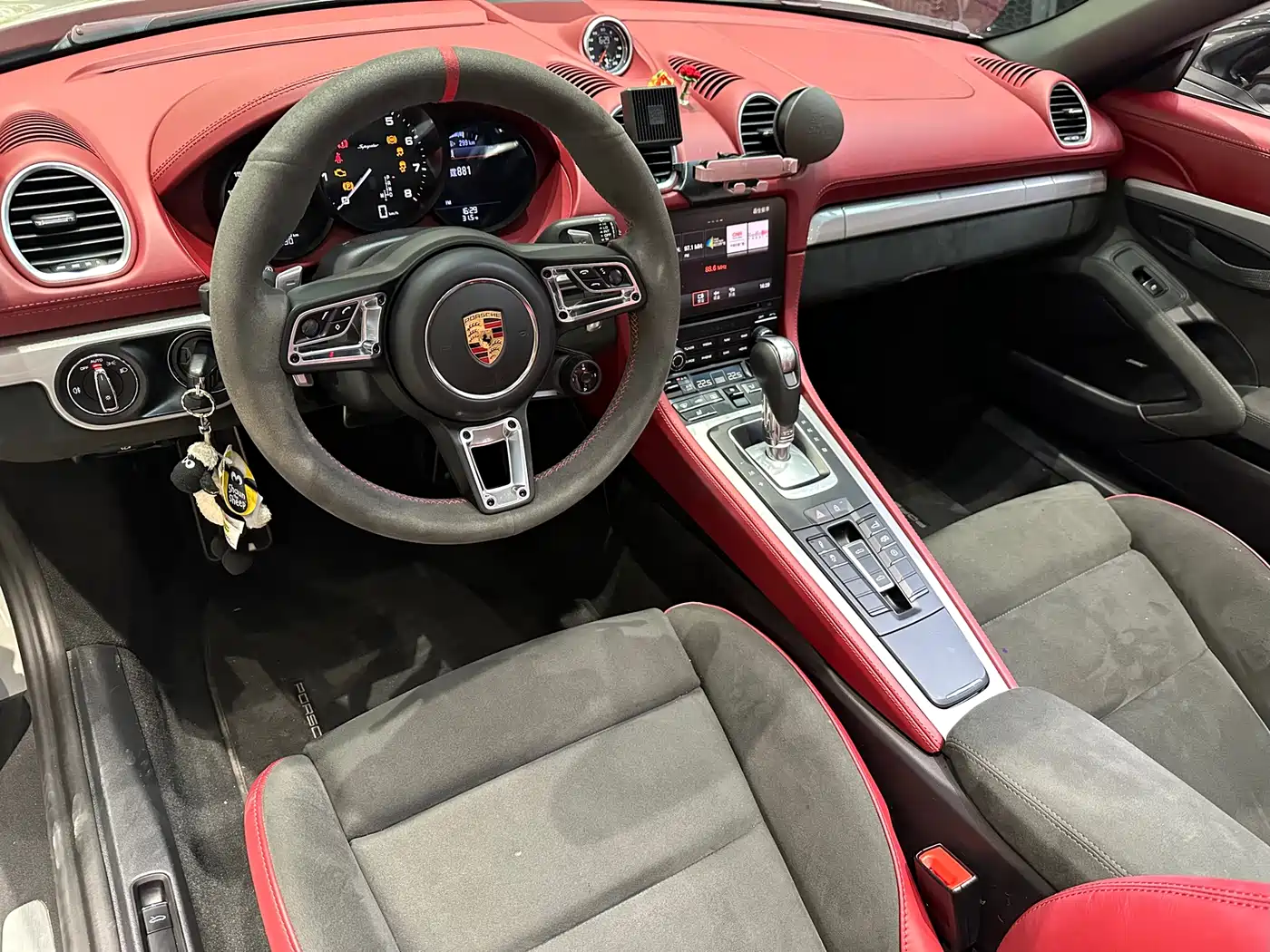 Porsche 718 2022 Spyder 2.0T фото 5