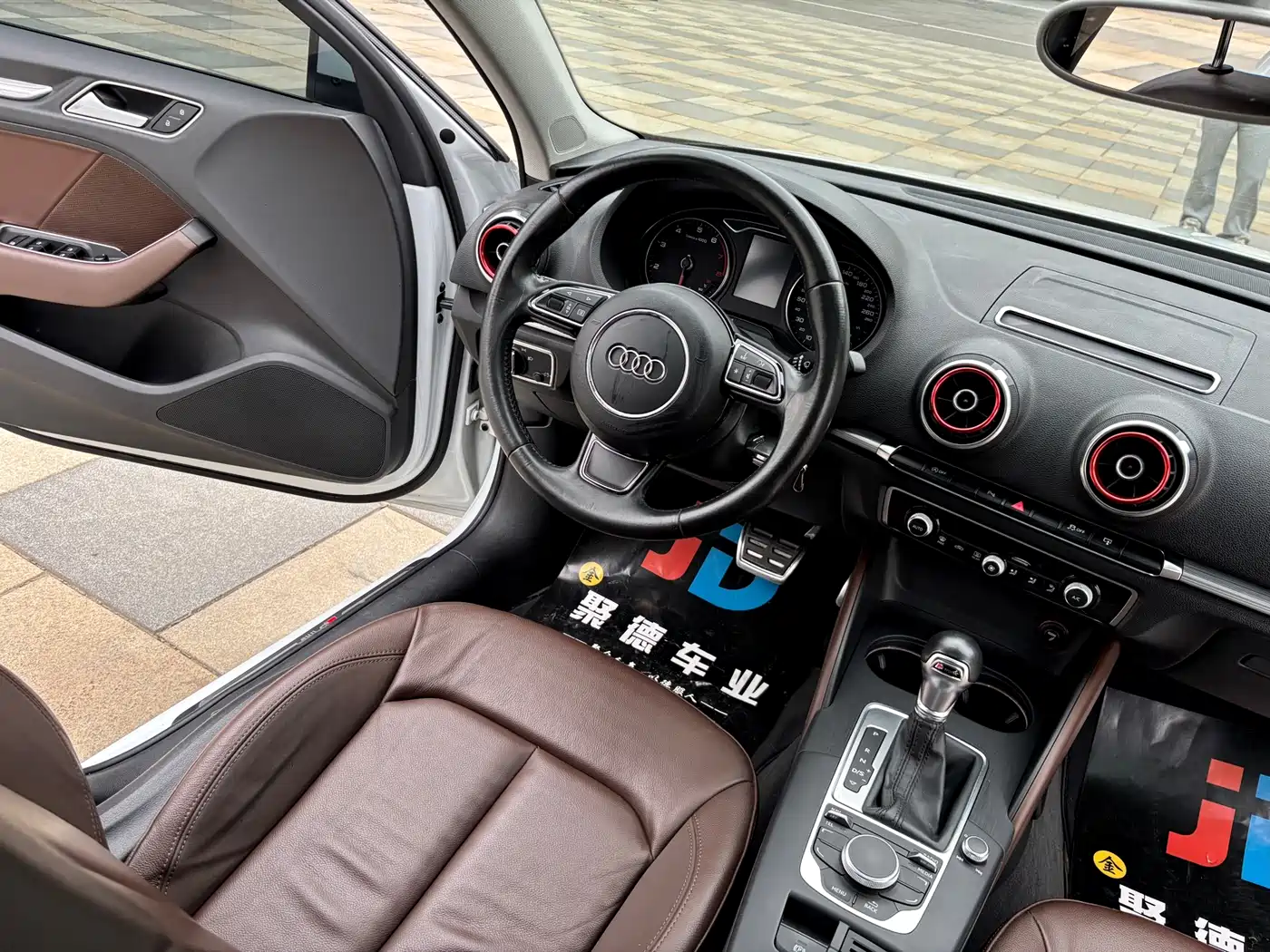 Audi A3 2015 Limousine 40 TFSI Automatic Comfort фото 10