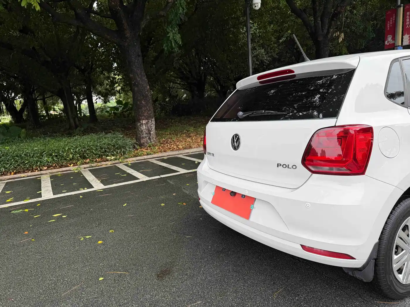 Фото 27 - Volkswagen Polo