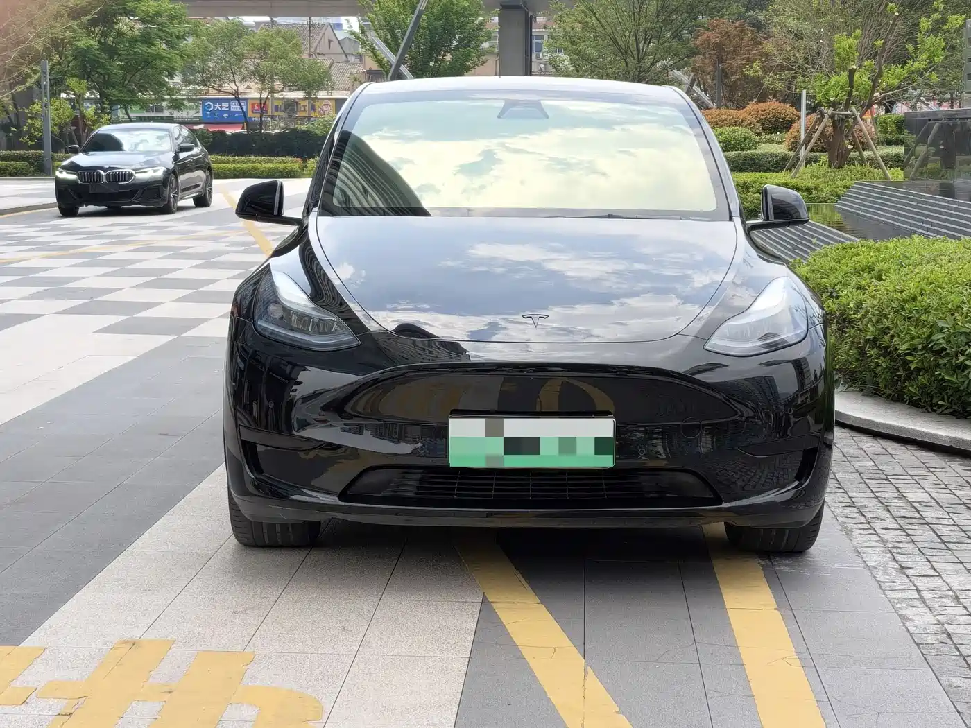 Tesla Model Y 2022