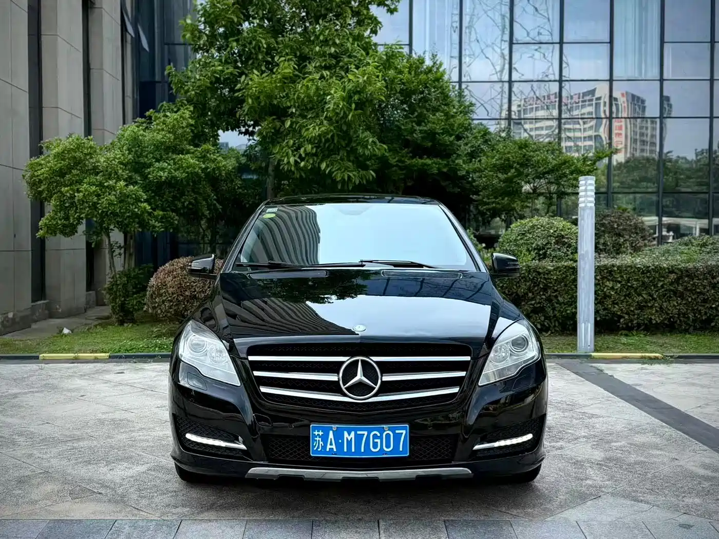 Mercedes-Benz R-Class 2017 R 320 4MATIC Business Collector's Edition фото 2