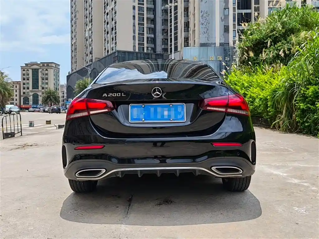 Mercedes-Benz A-Class 2019 A 200 L Sport Sedan фото 5