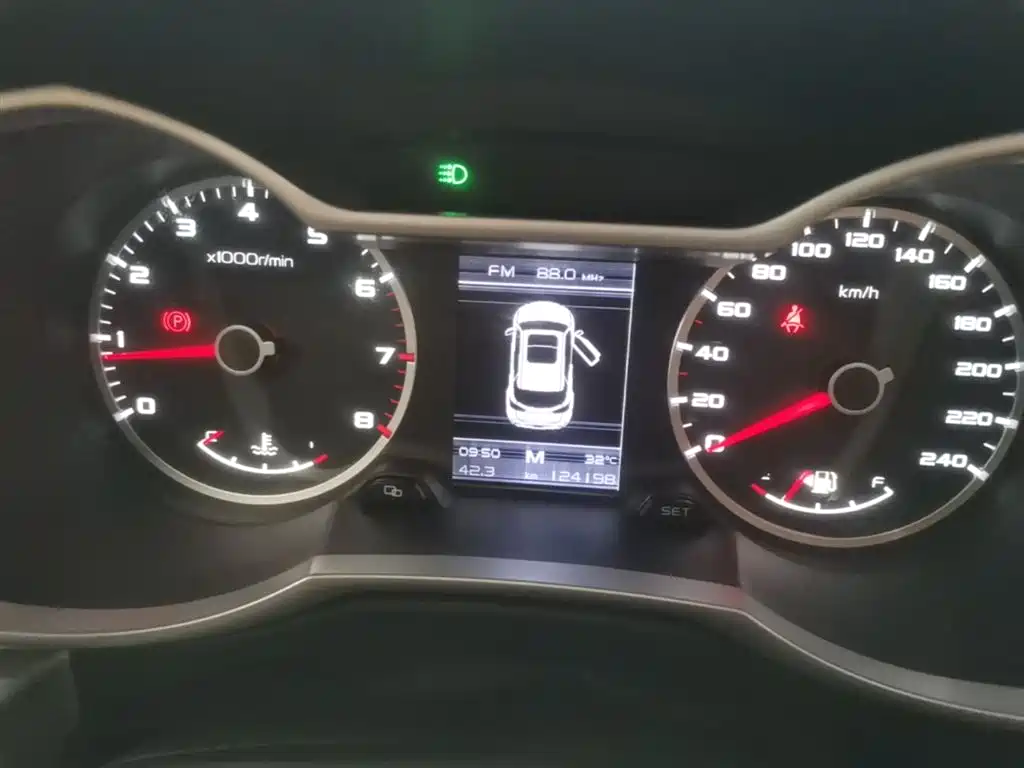 Geely Boyue 2016 2016 2.0L Manual Smart·Style Edition