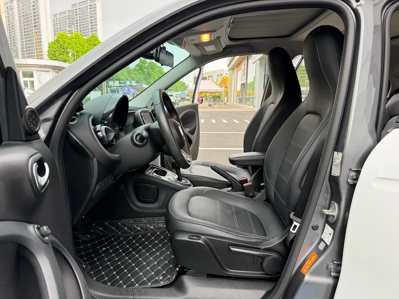 smart forfour 2016 2016 Model 0.9T 66kW Pioneer Edition