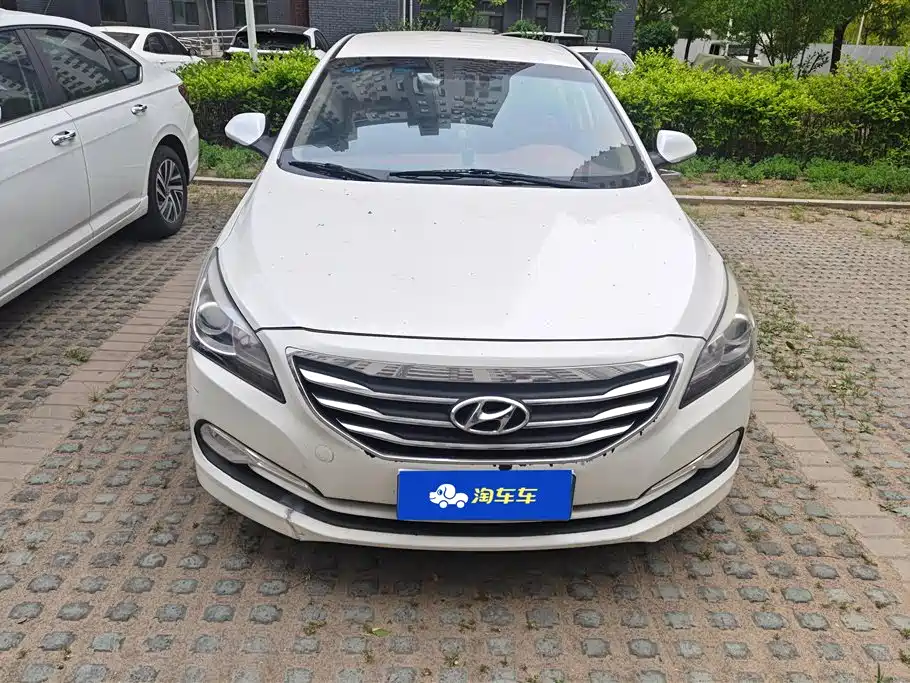Hyundai Mistra 2014 1.8L Auto Comfort GL фото 2