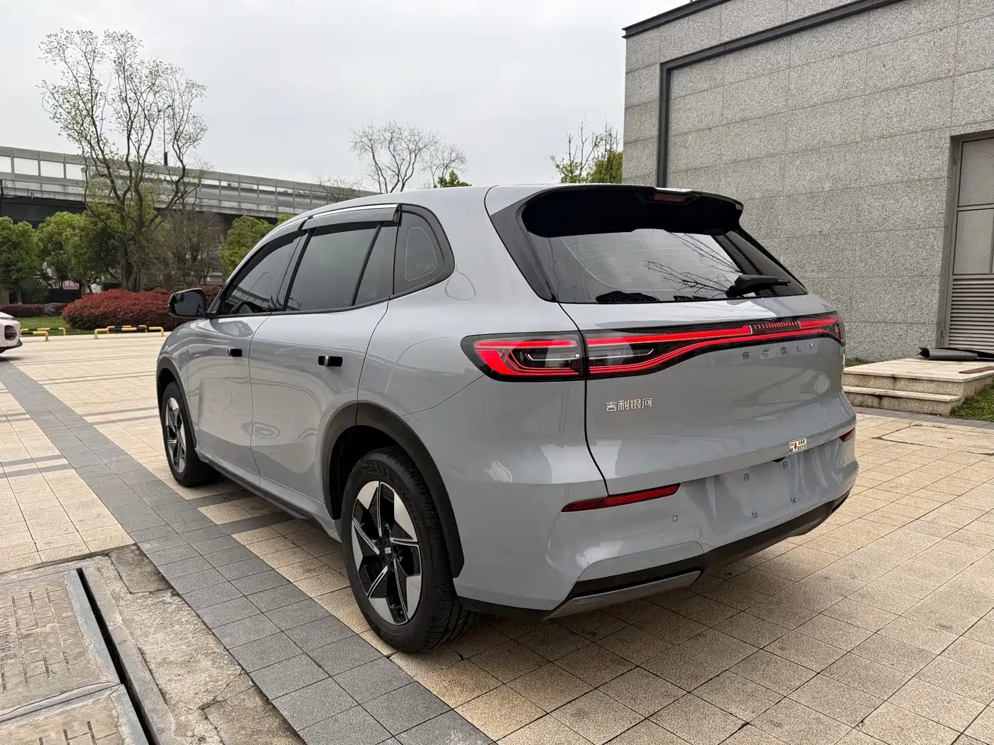 GEELY GALAXY GALAXY E5