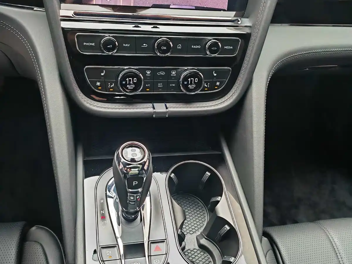 Bentley Bentayga 2024 2024 4.0T V8