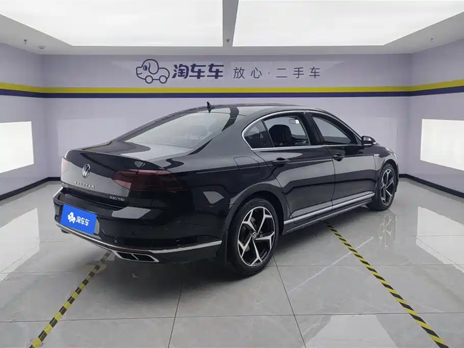 Volkswagen Magotan 2025 Popular Edition 330TSI DSG Luxury фото 3