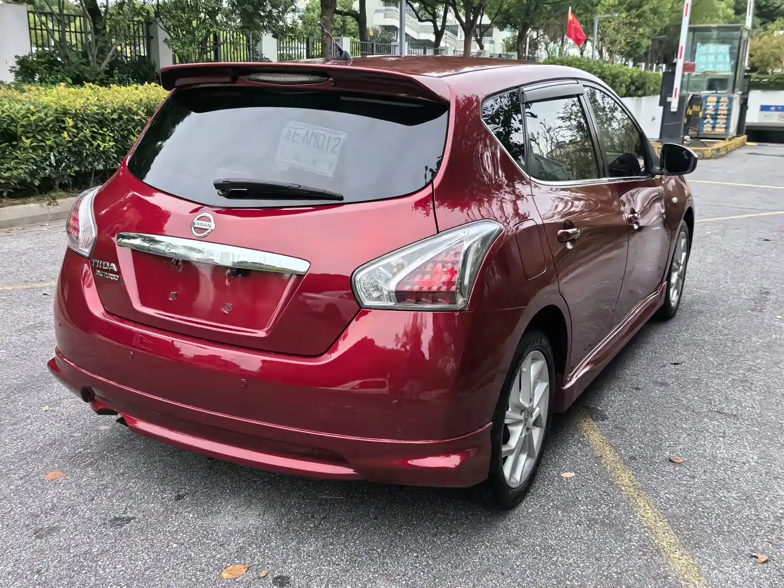 Фото 11 - Nissan Tiida