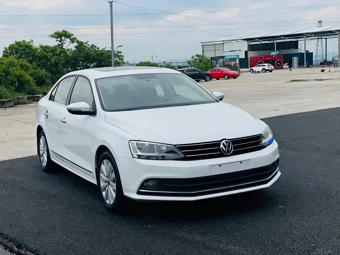 Volkswagen Sagitar 2015 230TSI Automatic Comfort фото 3
