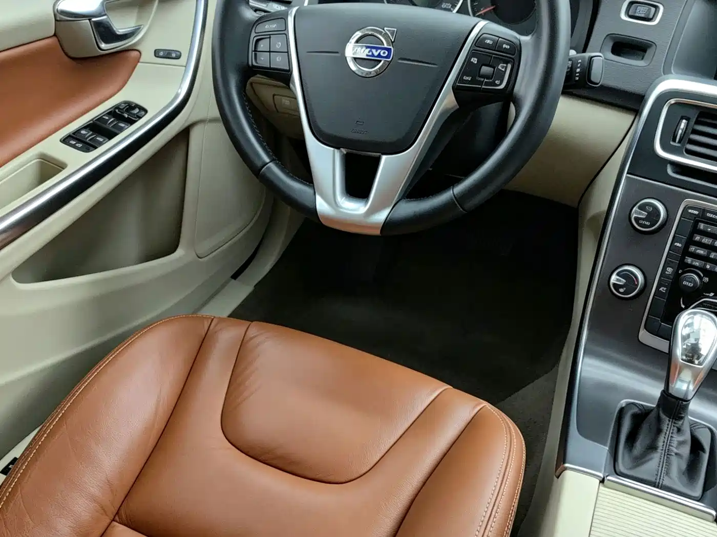 Volvo S60 (Import) 2013 2013 Model T5 Comfort Edition