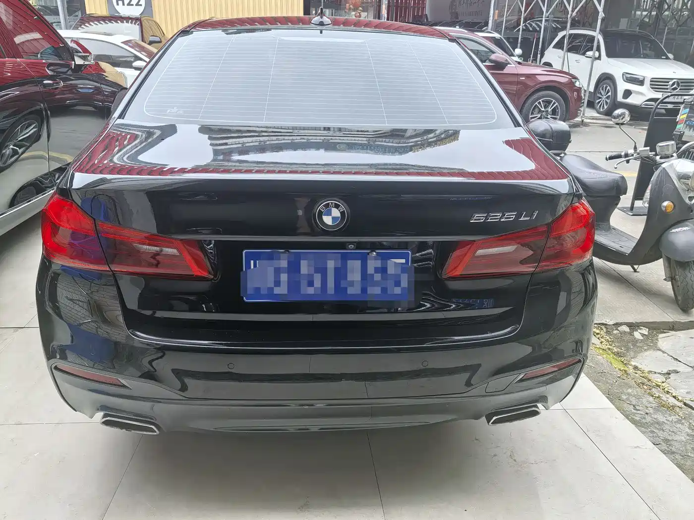 BMW 5 Series 2019 525Li M Sport Package фото 12