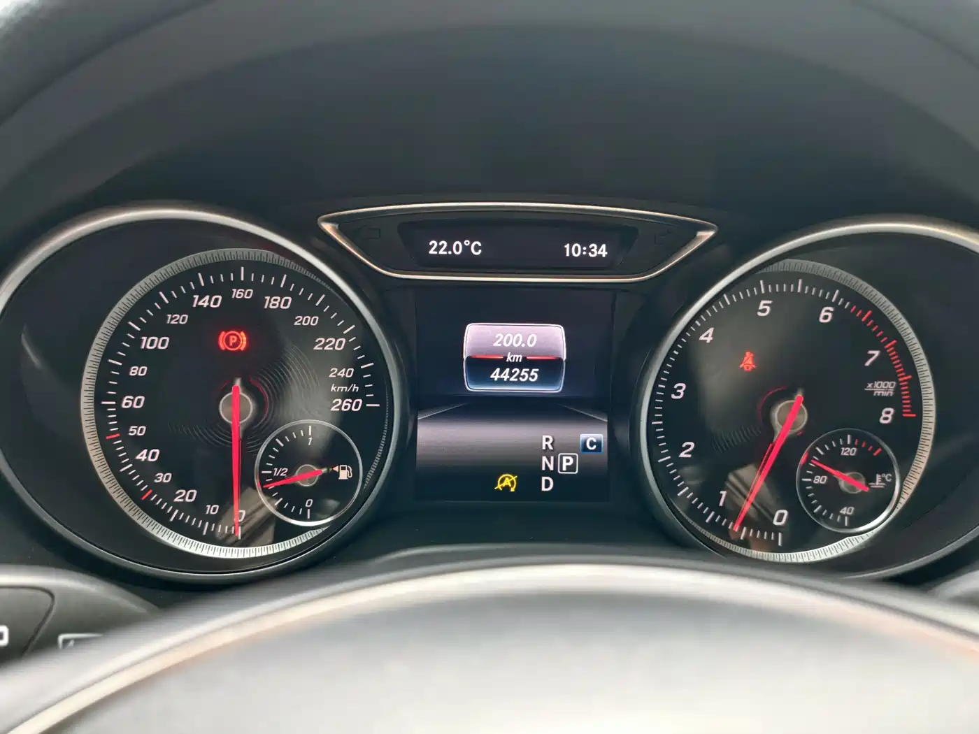 Mercedes-Benz GLA 2018 GLA 200 Fashion фото 8