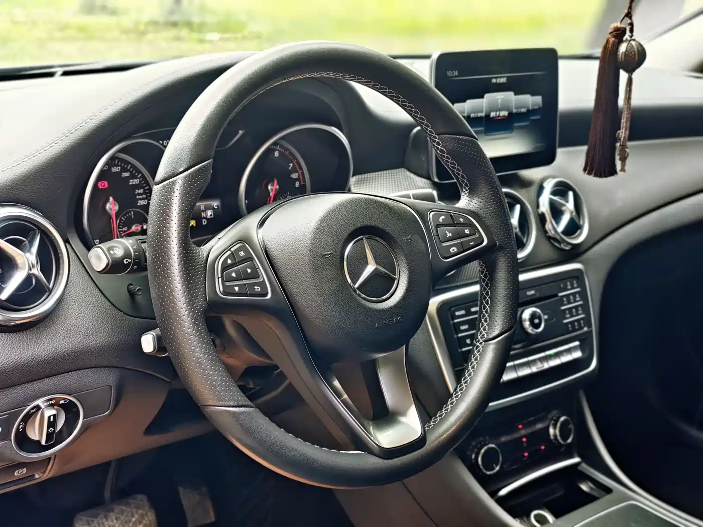 Mercedes-Benz GLA 2018 GLA 200 Fashion фото 7