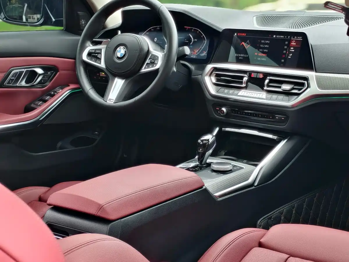 BMW 3 Series 2022 Facelift 325Li M Sport Shadow Edition фото 9