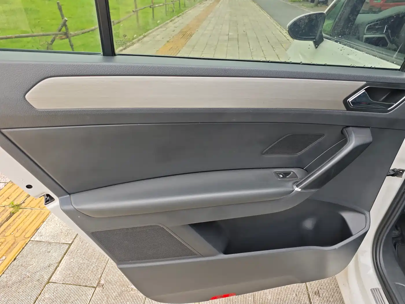 Volkswagen Touran 2016 Touran L 280TSI DSG Comfortline фото 11
