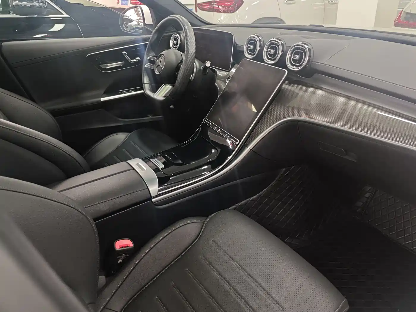 Mercedes-Benz C-Class 2024 C 260 L Sport фото 8