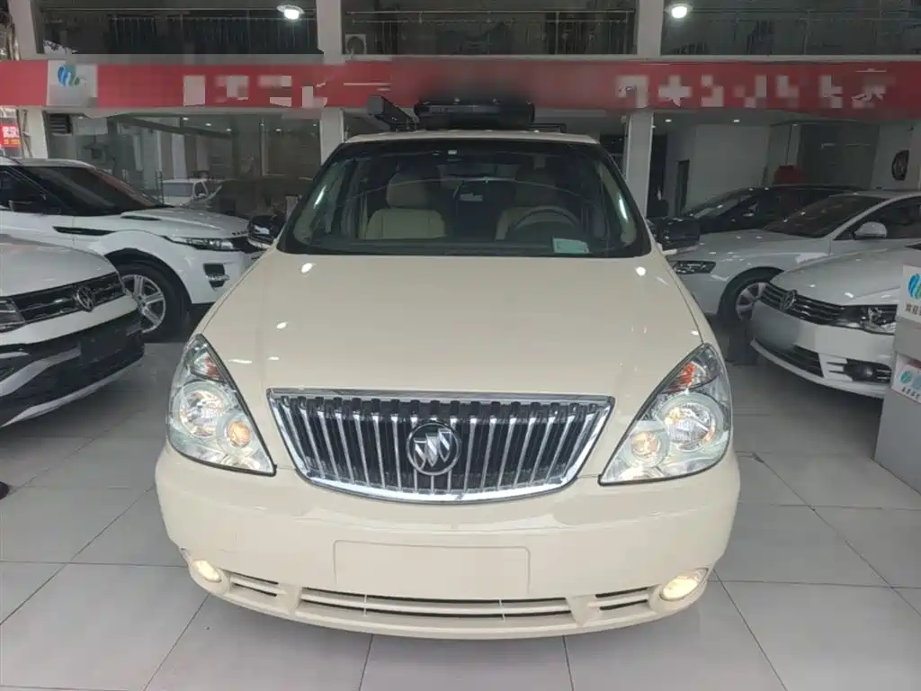 Buick GL8 2013 2.4L Classic фото 3