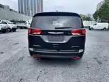 Фото 6 - Chrysler Pacifica PHEV