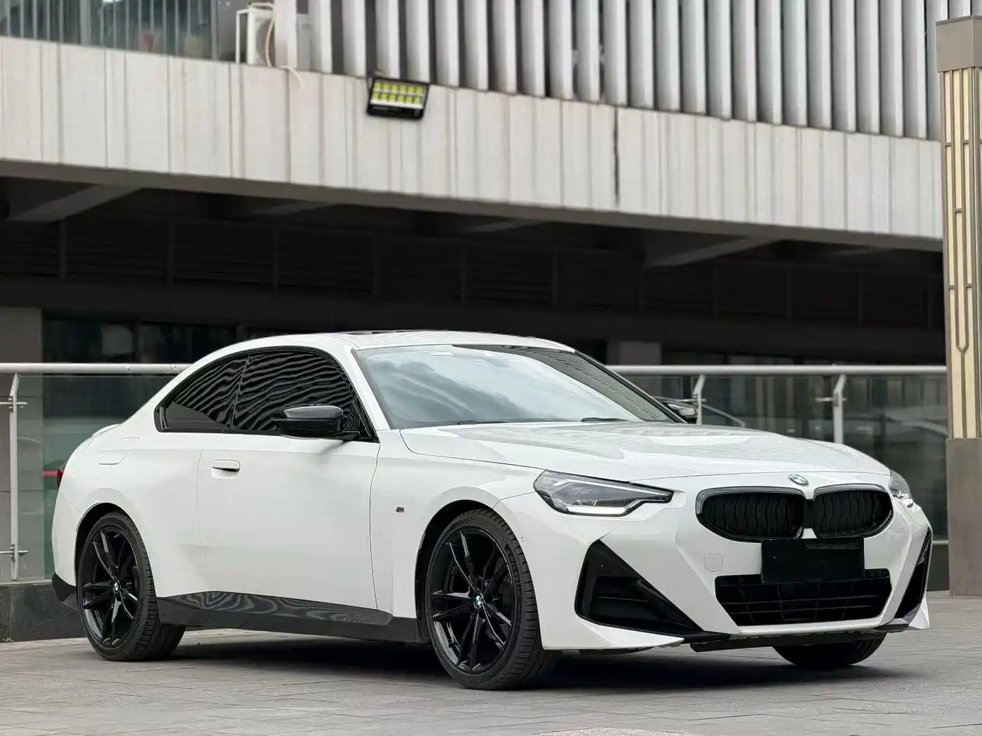 BMW 2 Series (Import) 2022 225i M Shadow Edition фото 2