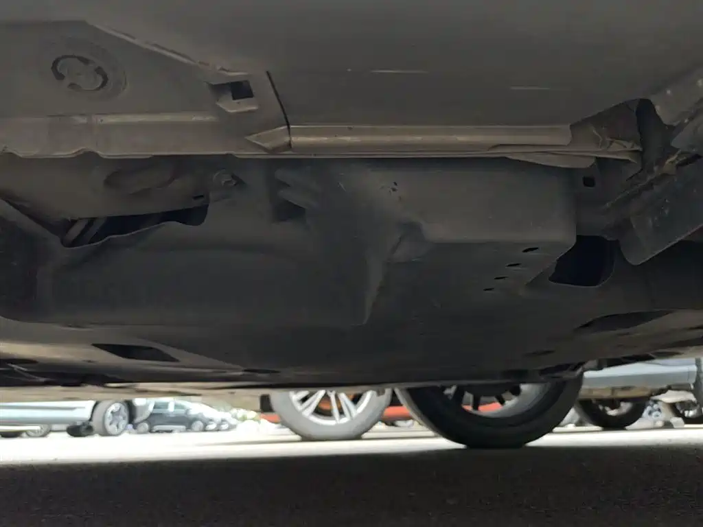 Toyota Camry 2021 2.5S Feng Shang Edition фото 6