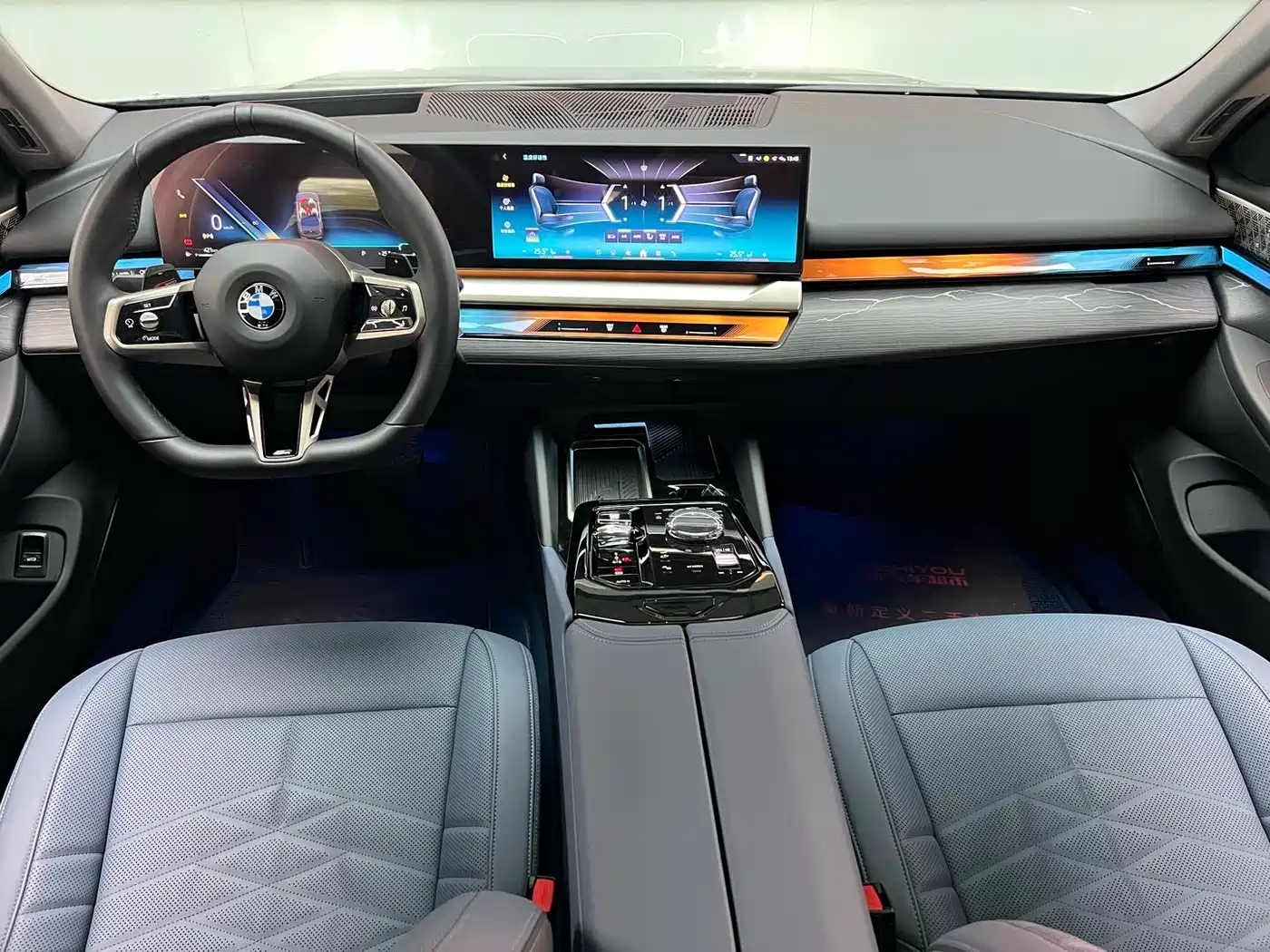BMW 5 Series 2024 530Li Premium M Sport Package фото 12