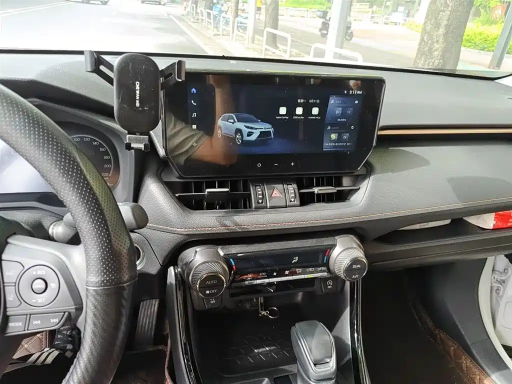 Toyota Wildlander 2024 2.0L CVT 2WD Urban Edition фото 6