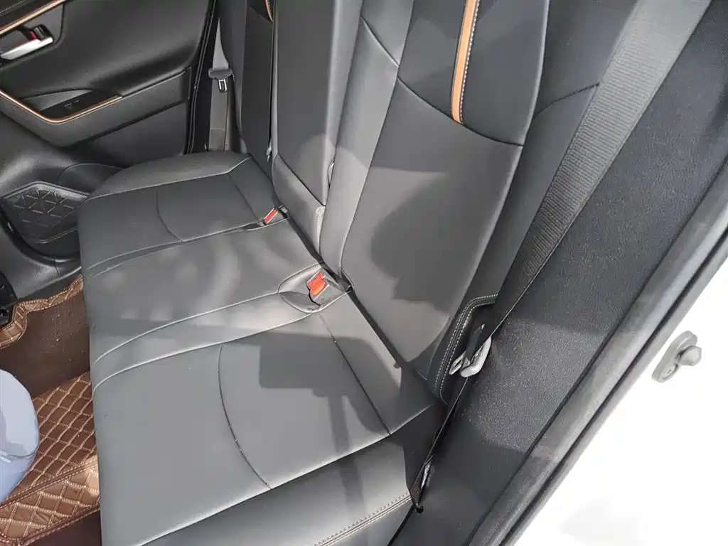 Toyota Wildlander 2024 2.0L CVT 2WD Urban Edition фото 15