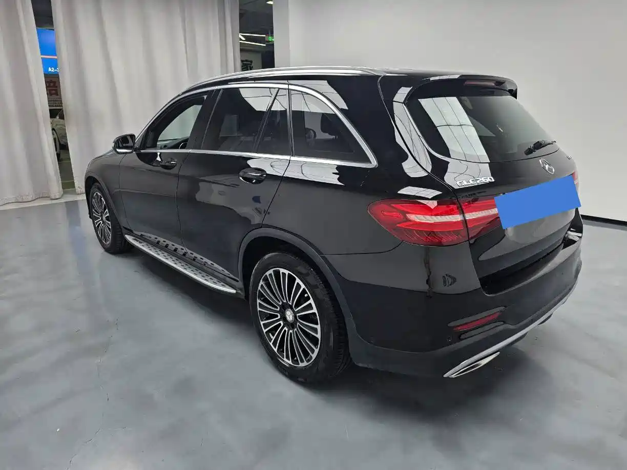 Mercedes-Benz GLC 2018 Facelift GLC 260 4MATIC Dynamic фото 7