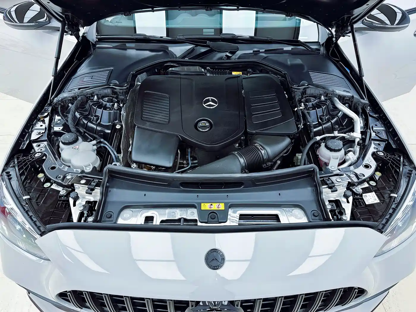 Mercedes-Benz C-Class 2023 Facelift II C 260 L Night Edition фото 23