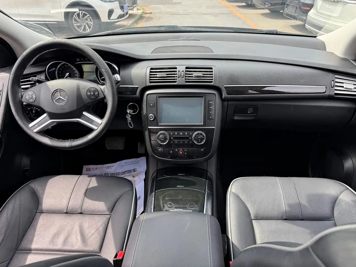 Mercedes-Benz R-Class 2017 R 320 4MATIC Business Collector's Edition фото 11