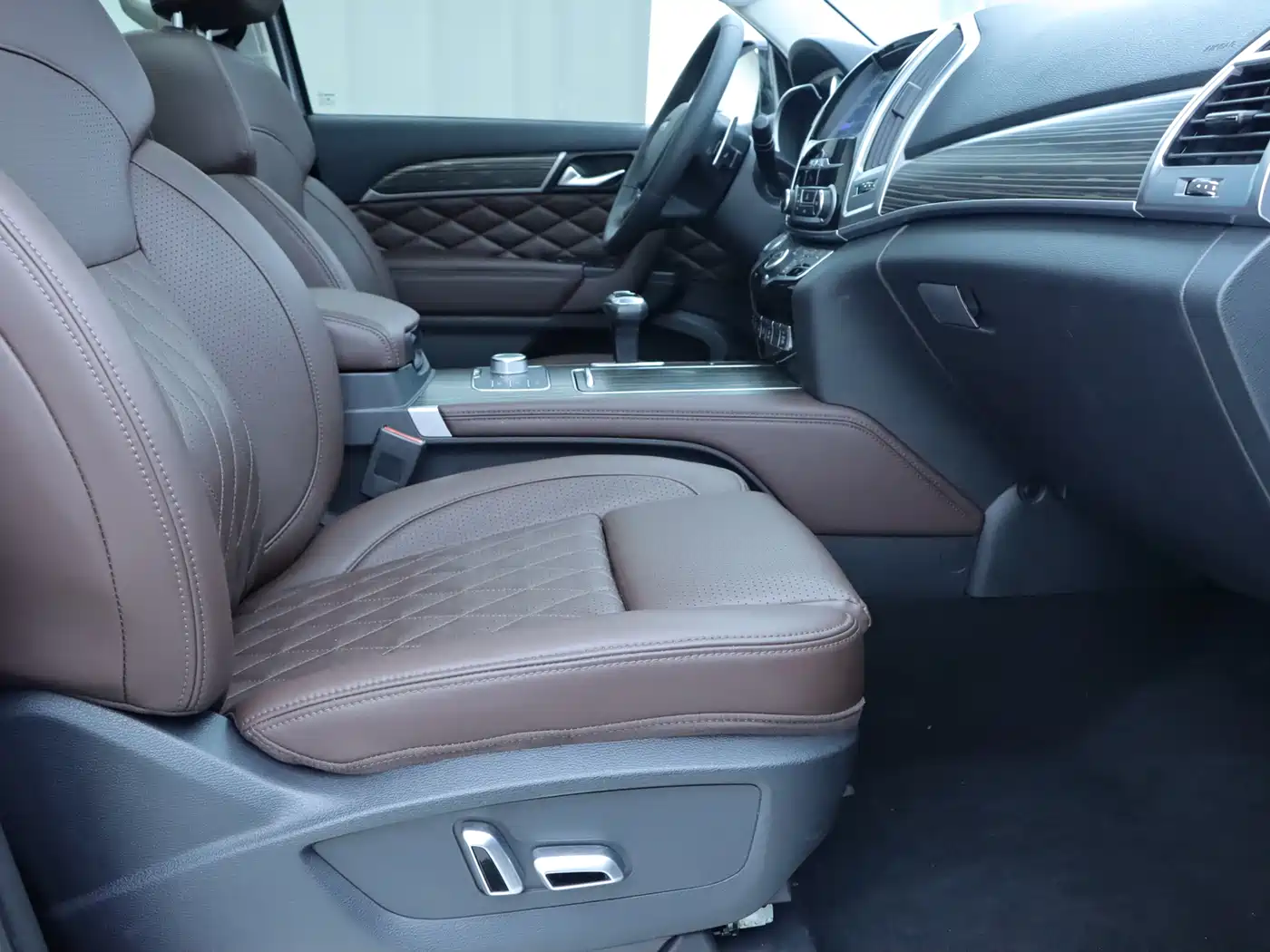 Haval H9 2020 2.0T Gasoline 4WD Premium 5-Seater фото 8