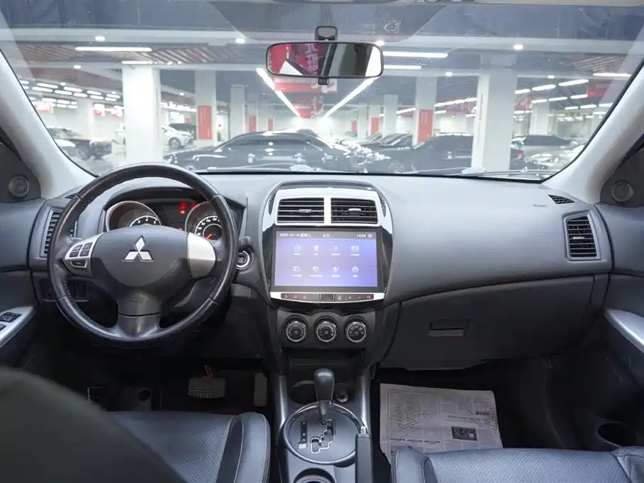 Mitsubishi ASX 2016 2.0L CVT 2WD Navigation Edition фото 16