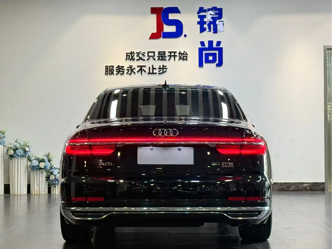 Audi A8 2022 A8L 50 TFSI quattro Comfort Collector's Edition фото 5