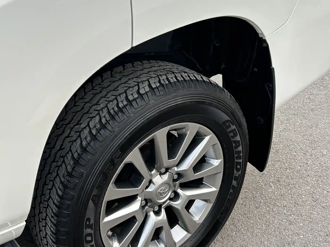 Toyota Prado 2018 3.5L Auto TX фото 11