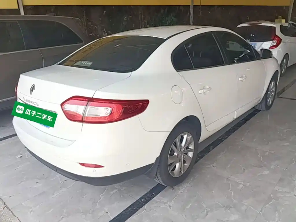 Renault Fluence 2015 2015 2.0L Fashion Edition