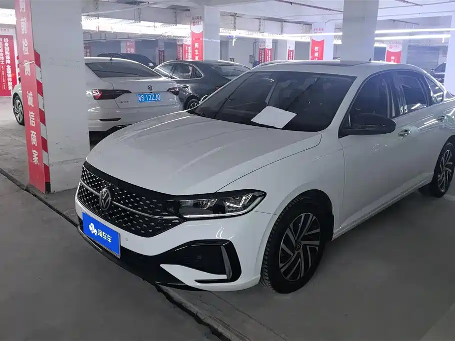 Volkswagen Lavida 2024 Model 300TSI DSG Starlight Leading Edition