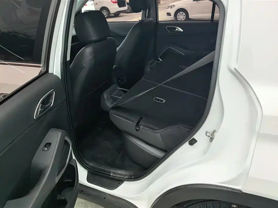 Hyundai Beijing Hyundai ix35 2019 2.0L Automatic 2WD Zhiyong·Enjoy China V фото 11